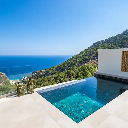 Mertelia Luxury * Kyra Panagia