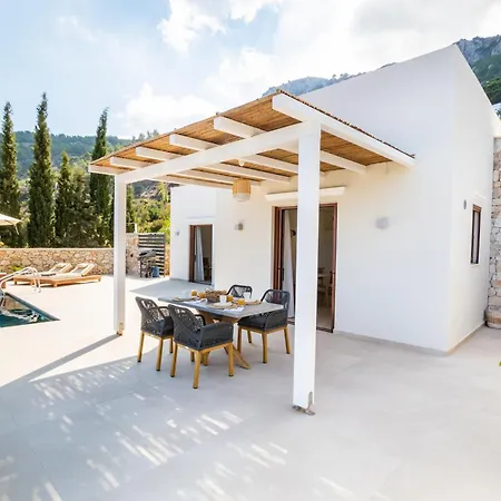 Mertelia Luxury Villa