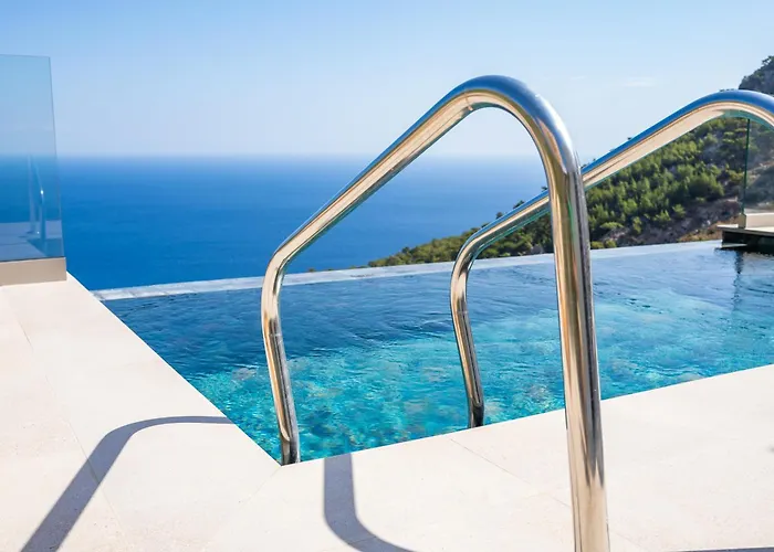 Mertelia Luxury Villa