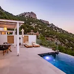 빌라 Mertelia Luxury