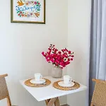 Mertelia Luxury * 키라파나기아