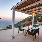 빌라 Mertelia Luxury *