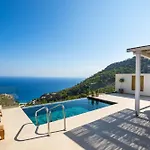 Mertelia Luxury 빌라 키라파나기아