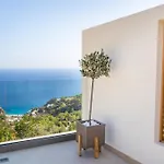 Mertelia Luxury 빌라 키라파나기아