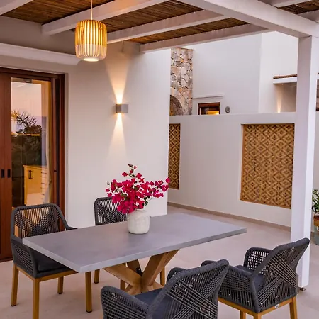 Mertelia Luxury Villa *