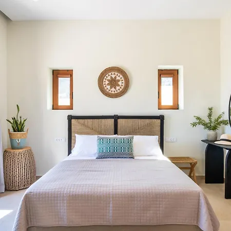 Mertelia Luxury Villa