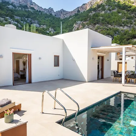 Mertelia Luxury Villa