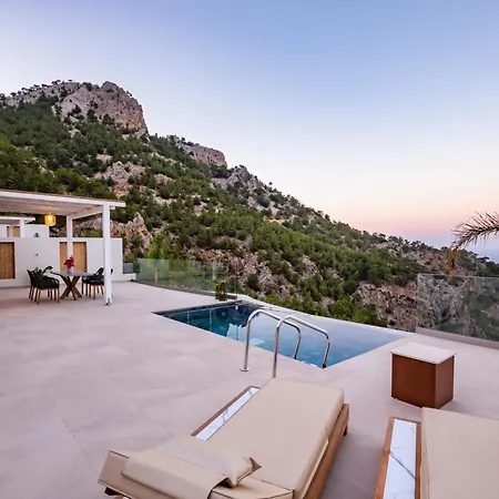 Mertelia Luxury *