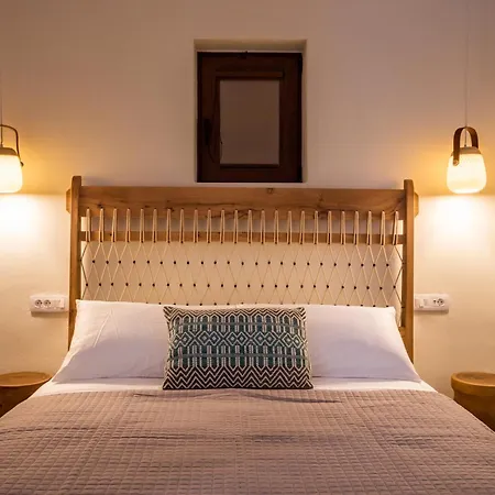 Mertelia Luxury Kyra Panagia