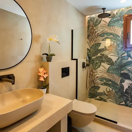 Mertelia Luxury Villa Kyra Panagia