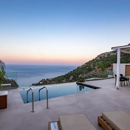 Mertelia Luxury וילה