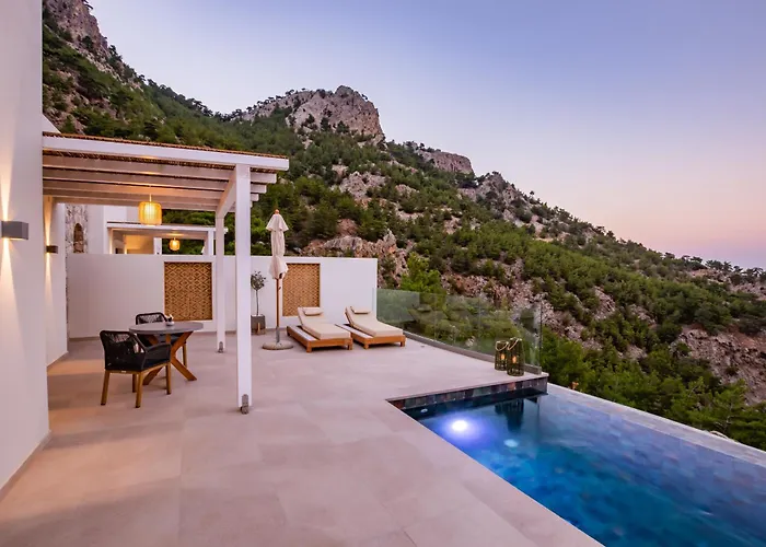 فيلة Mertelia Luxury