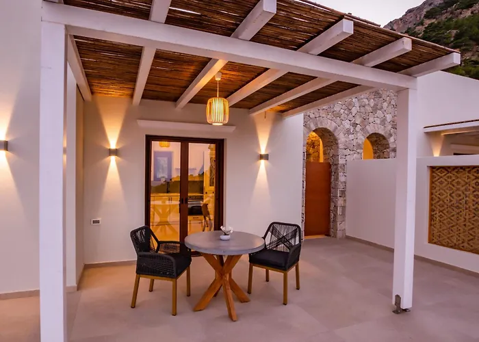 Mertelia Luxury Kyra Panagia