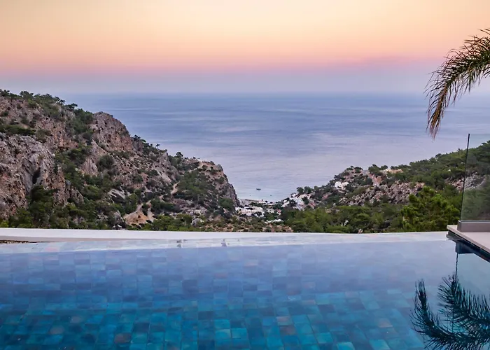 فيلة Mertelia Luxury