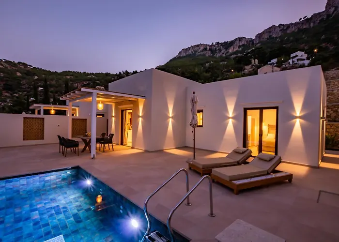 Mertelia Luxury Kyra Panagia