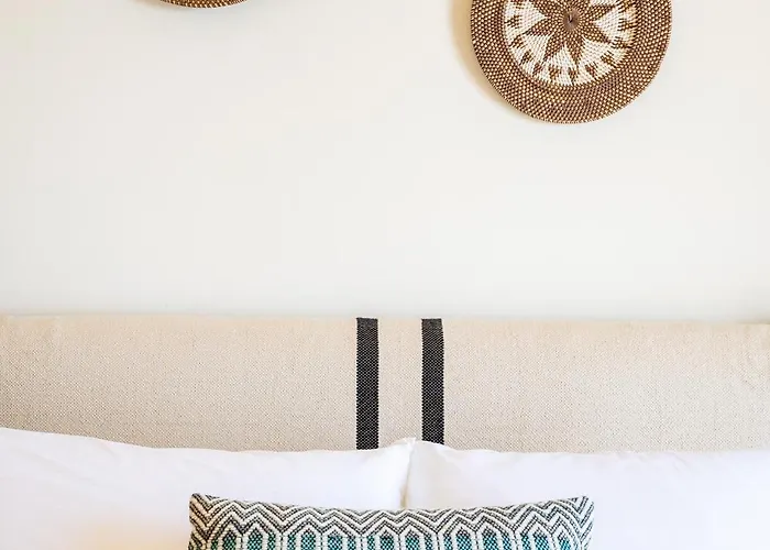 Mertelia Luxury * Kyra Panagia