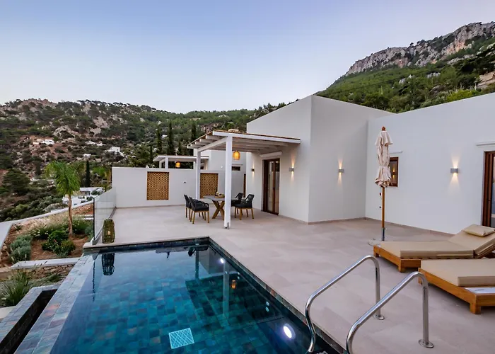 Mertelia Luxury Kyra Panagia