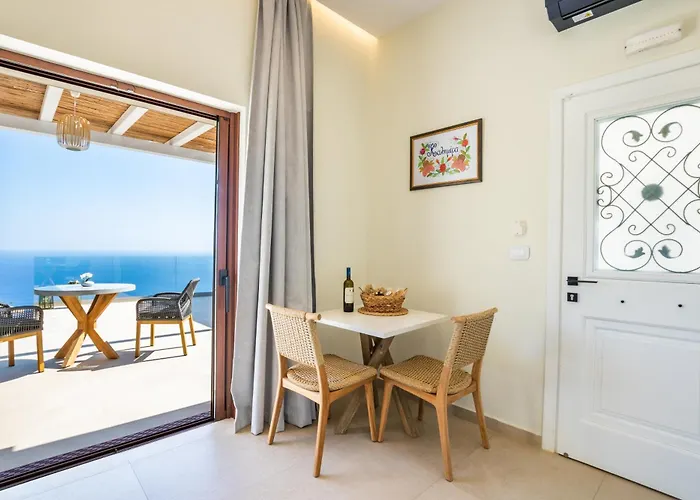 Mertelia Luxury * Kyra Panagia